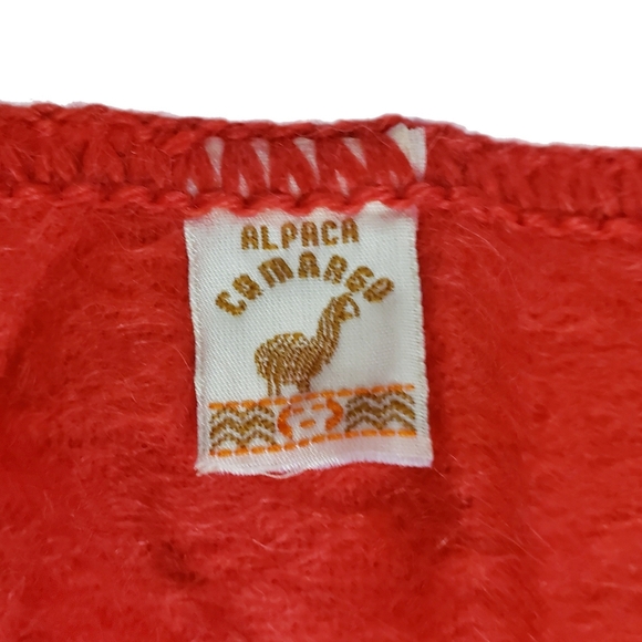 Cherry Red Alpaca Wool Scarf New NWT Fringe - Picture 3 of 4